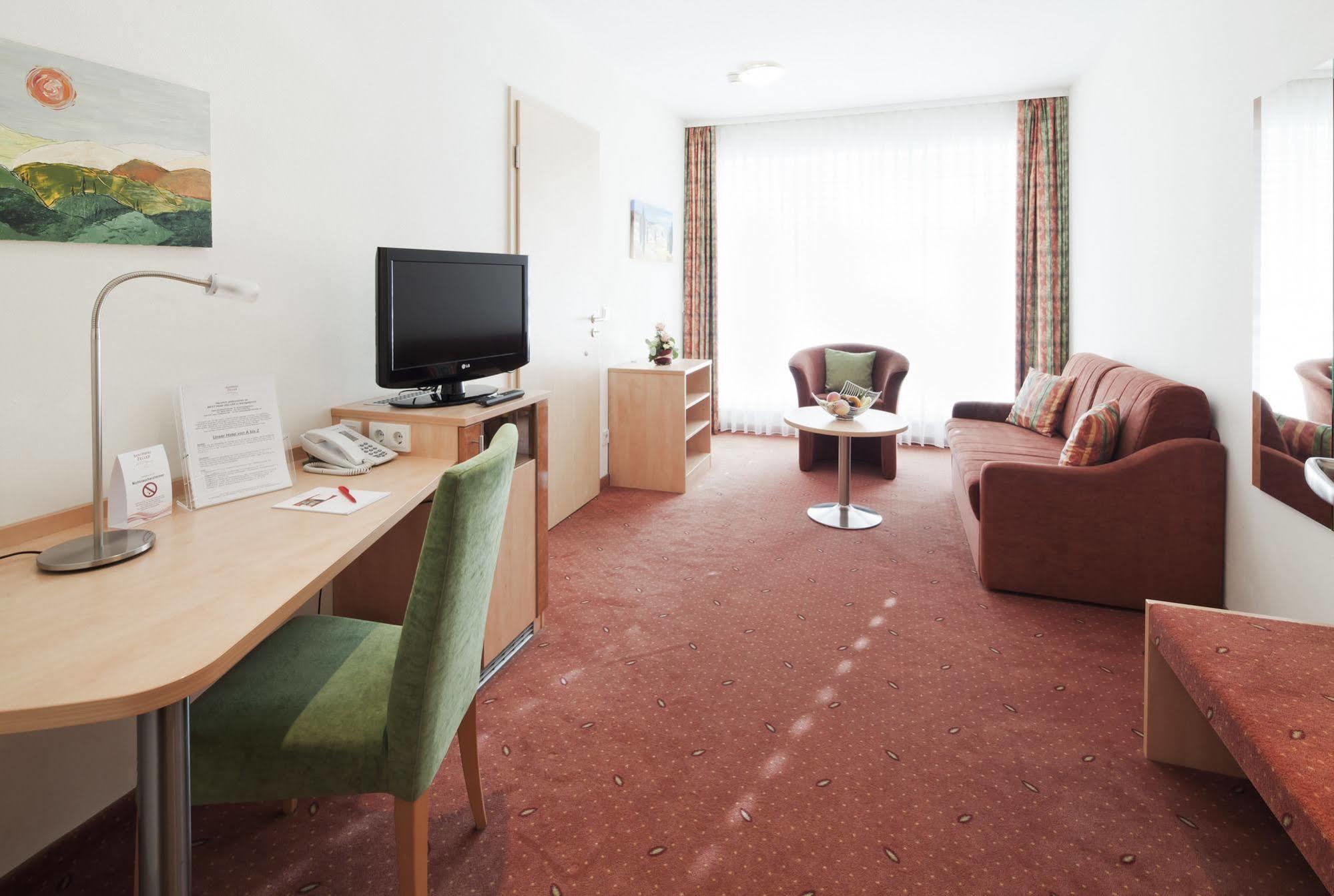 Zeller'S Quartier Hotel Königsbrunn Cameră foto